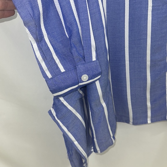 Linea by Louis Dell’Olio Blue & White Button Down Handkerchief Hem Blous… - Picture 6 of 9